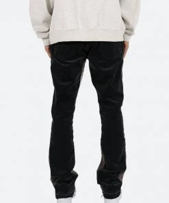 Mnml B356 Corduroy Flare Pants - Black