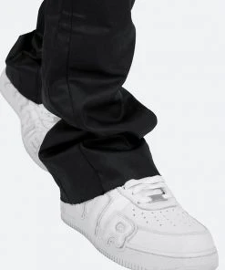 Mnml B447 Waxed Flare Denim - Black