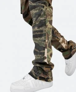 Mnml Bootcut Cargo Pants - Mixed Camo B Flare Denim