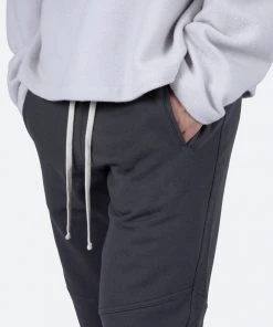 Mnml Cuffed Sweatpants - Black