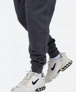 Mnml Cuffed Sweatpants - Black