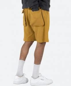 Mnml Flap Pocket Sweatshorts - Mustard