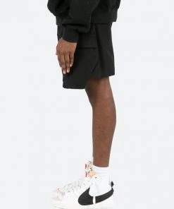 Mnml Geo Cargo Shorts - Black