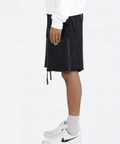 Mnml Half Reverse Shorts - Black