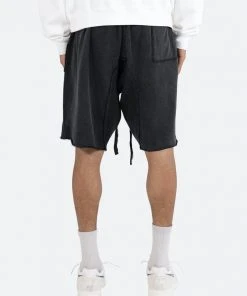 Mnml Half Reverse Shorts - Black