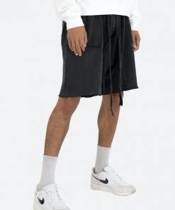 Mnml Half Reverse Shorts - Black