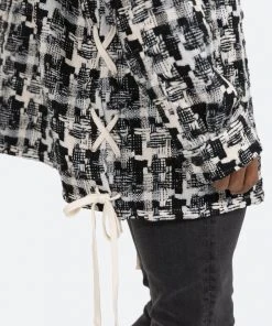 Mnml Laced Loose Woven Shirt - Black/White Tops