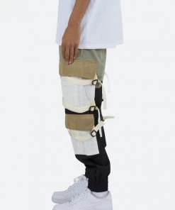 Mnml Paneled Strap Cargo Pants - Green/Black