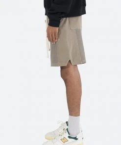 Mnml Bottoms Terry Paneled Shorts - Brown