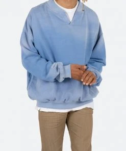 Mnml Vintage Henley Crewneck - Light Blue Outerwear