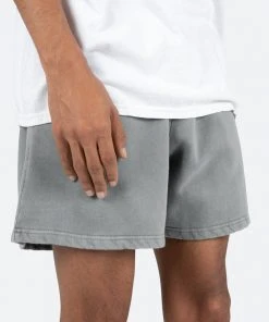 Mnml Vintage Washed Sweatshorts - Grey