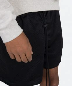 Mnml Warm Up Mesh Shorts - Black Bottoms