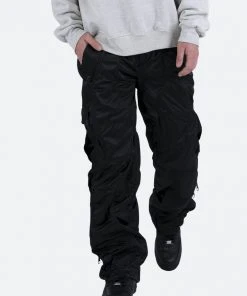 Mnml Wired Cargo Pants - Black Bottoms